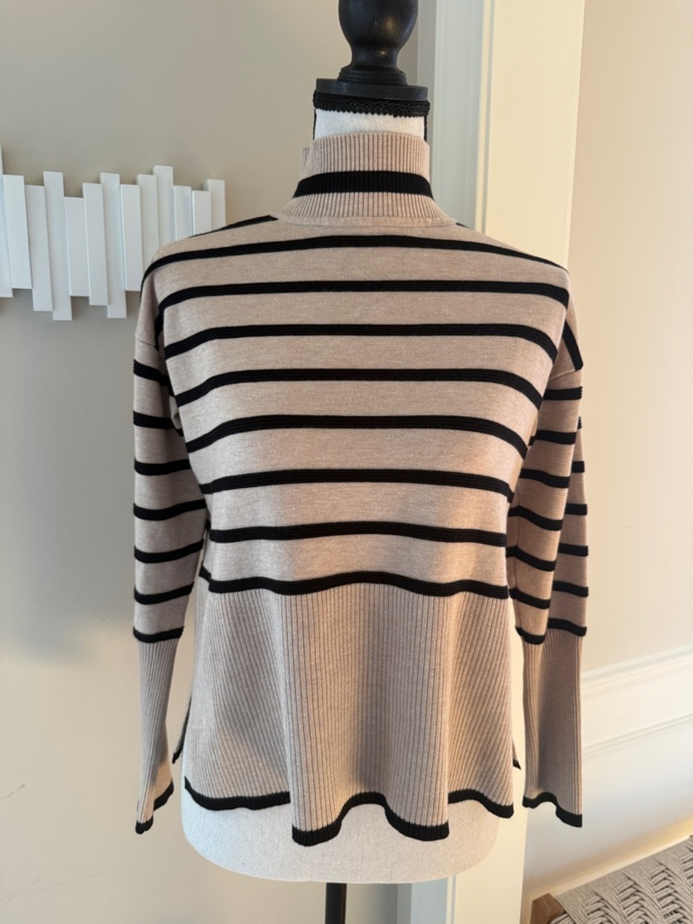Rachel Zoe Striped Rib Knit Turtleneck Sweater XS Beige Black Stretch